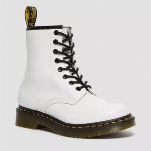 NEW Dr. Martens 1460 White Patent Leather Boots Women’s Size 10 / Men 9 11821104
